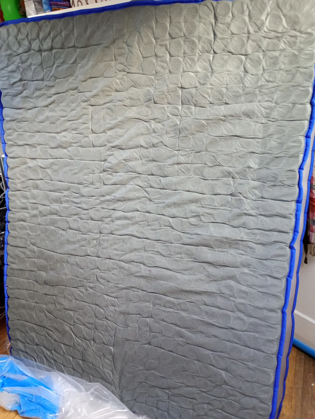 Queen Mattress image indicator(4)