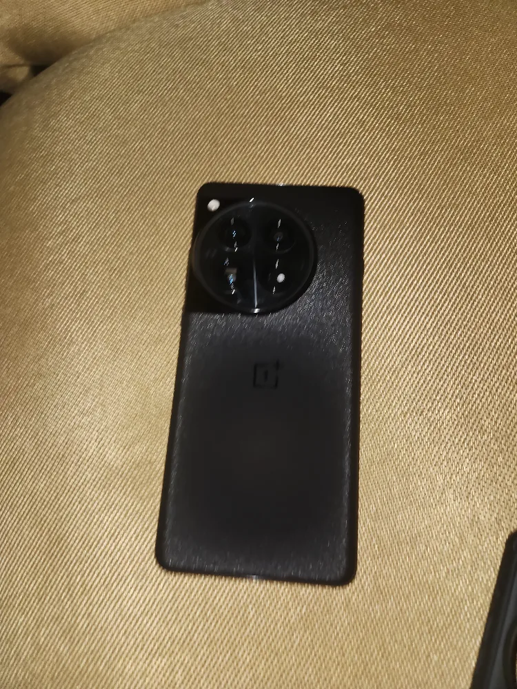 OnePlus 12 12GB RAM 256GB Storage Smartphone..negotiable image indicator(2)