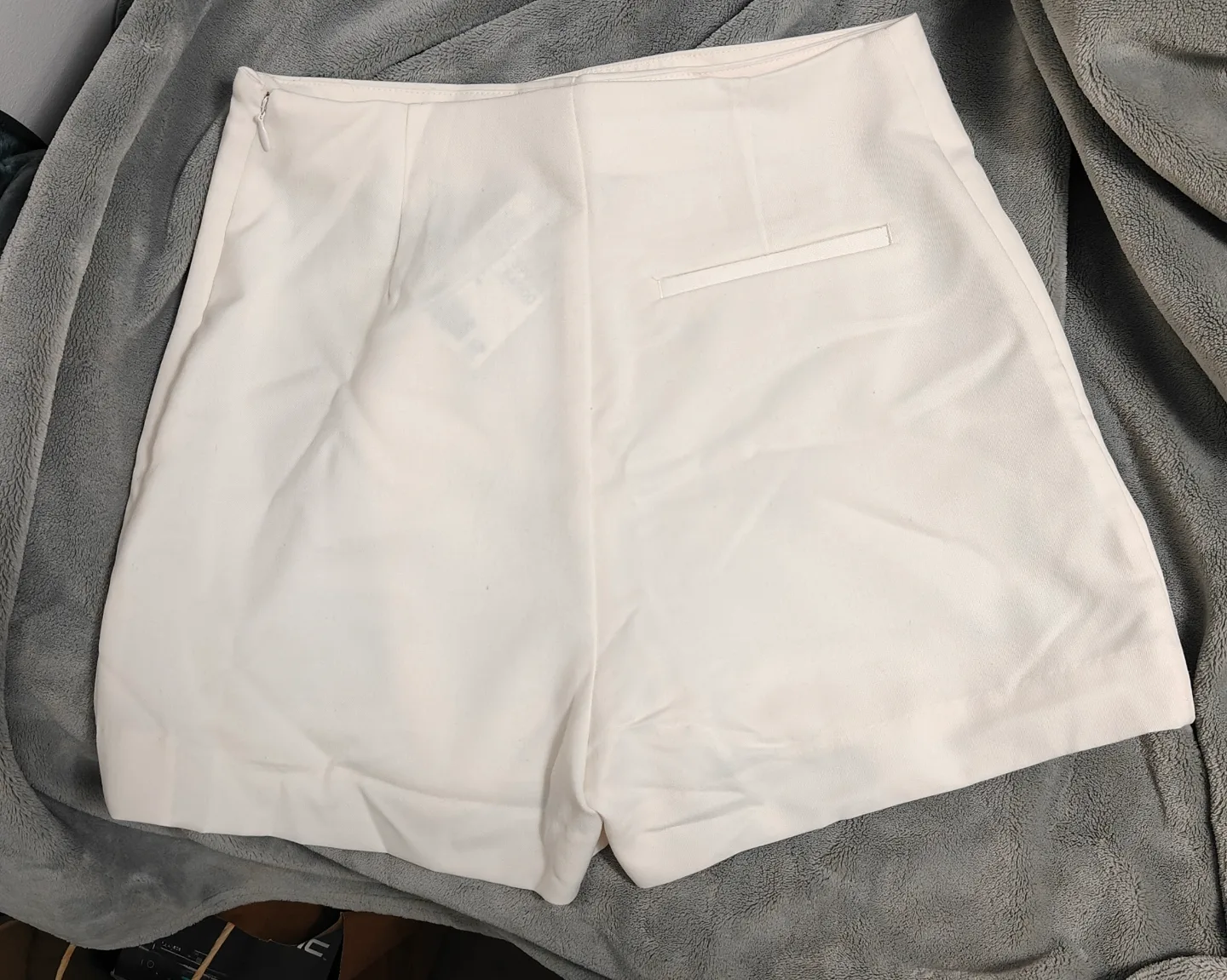 Women's White Wrap Shorts - Brand New image indicator(3)