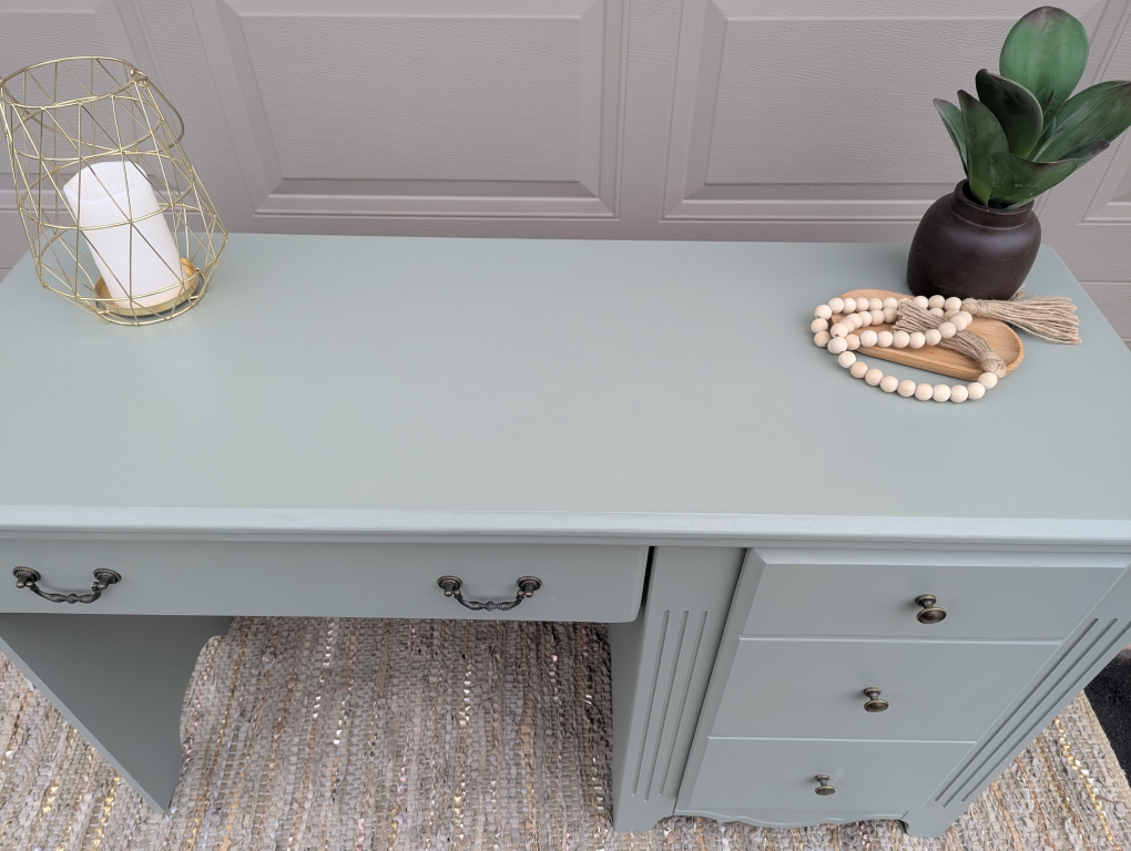 Newly refinished French Provincial desk - photo 3
