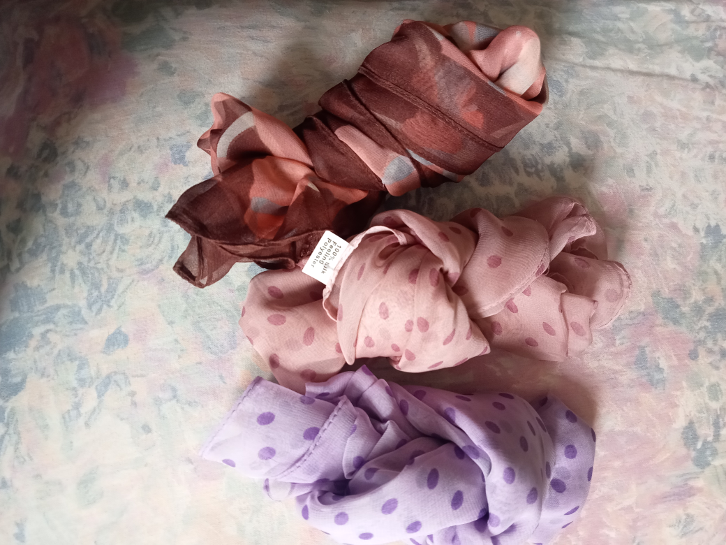 💚 Three Women's Scarves - Floral and Polka Dot