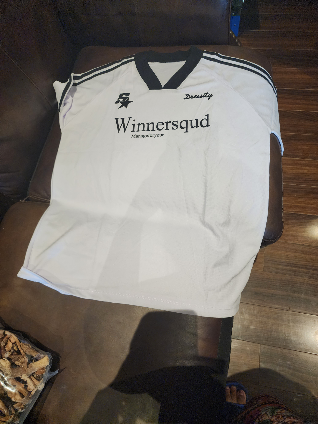 Winnersquad Jersey - Size Large💚