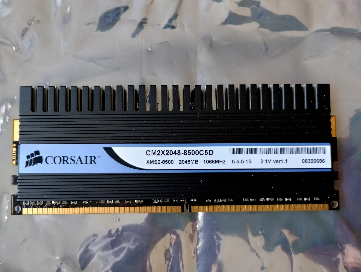 4x Corsair Dominator CM2X2048-8500C5D 2GB DDR2 RAM modules thumbnail