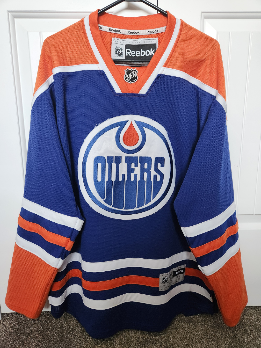 Men's Medium Oilers Reebok NHL Jersey