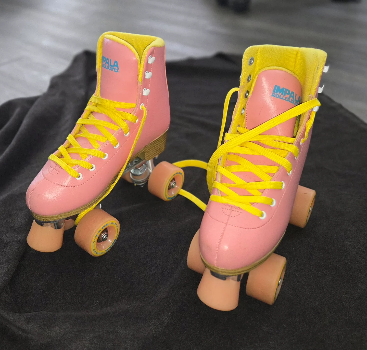 Impala Rollerskates-Size 7 image indicator(4)