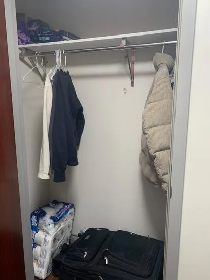 Rental in 5bed 5bath unit - Summer Sublet (May-August)#Waterloo image indicator(3)