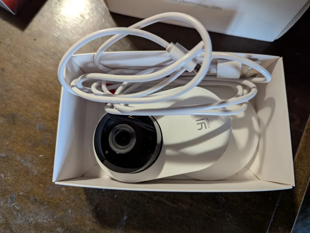 YI 1080p Home Camera - New in Box image indicator(3)