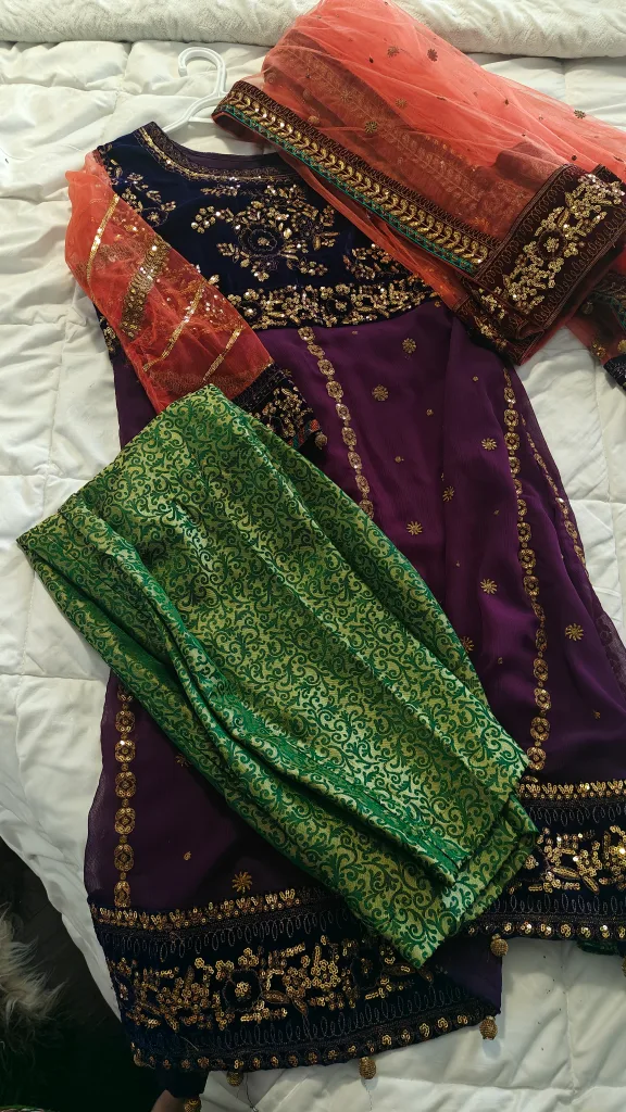 Gorgeous Purple and Green Shalwar Kameez with Dupatta image indicator(2)