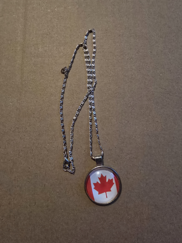 💚Canadian Flag Necklace