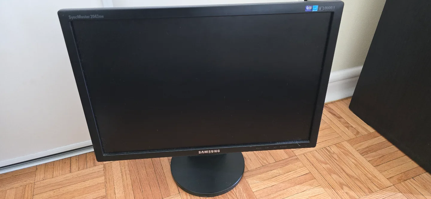 Samsung SyncMaster 2043NW Monitor thumbnail