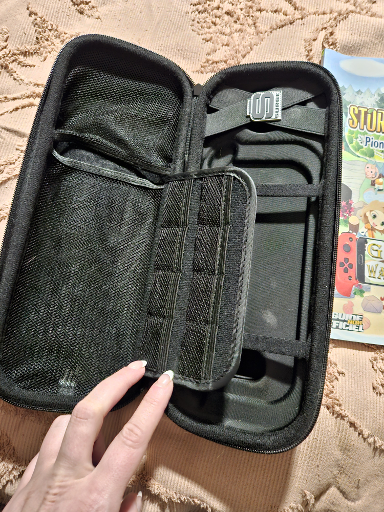 Nintendo Switch Lite + Games + Accessories Bundle - photo 2