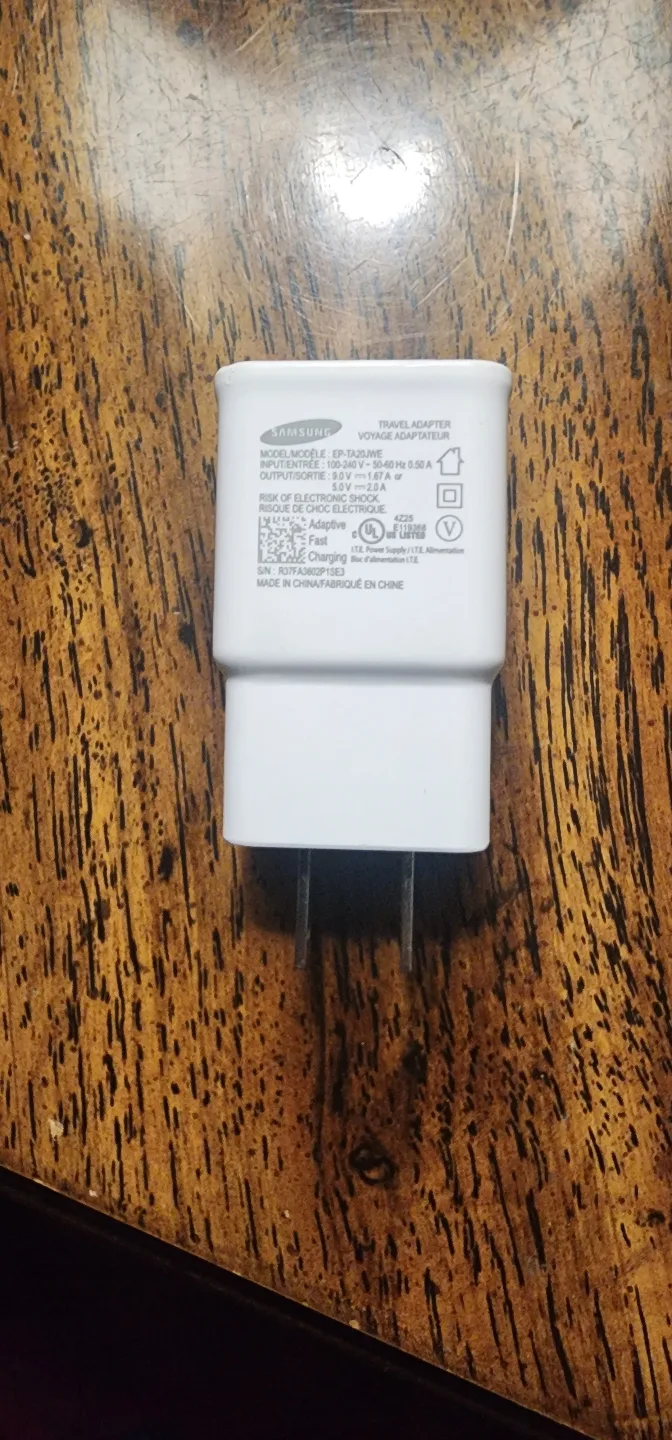 Samsung Adaptive Fast Charging Wall Charger image indicator(2)