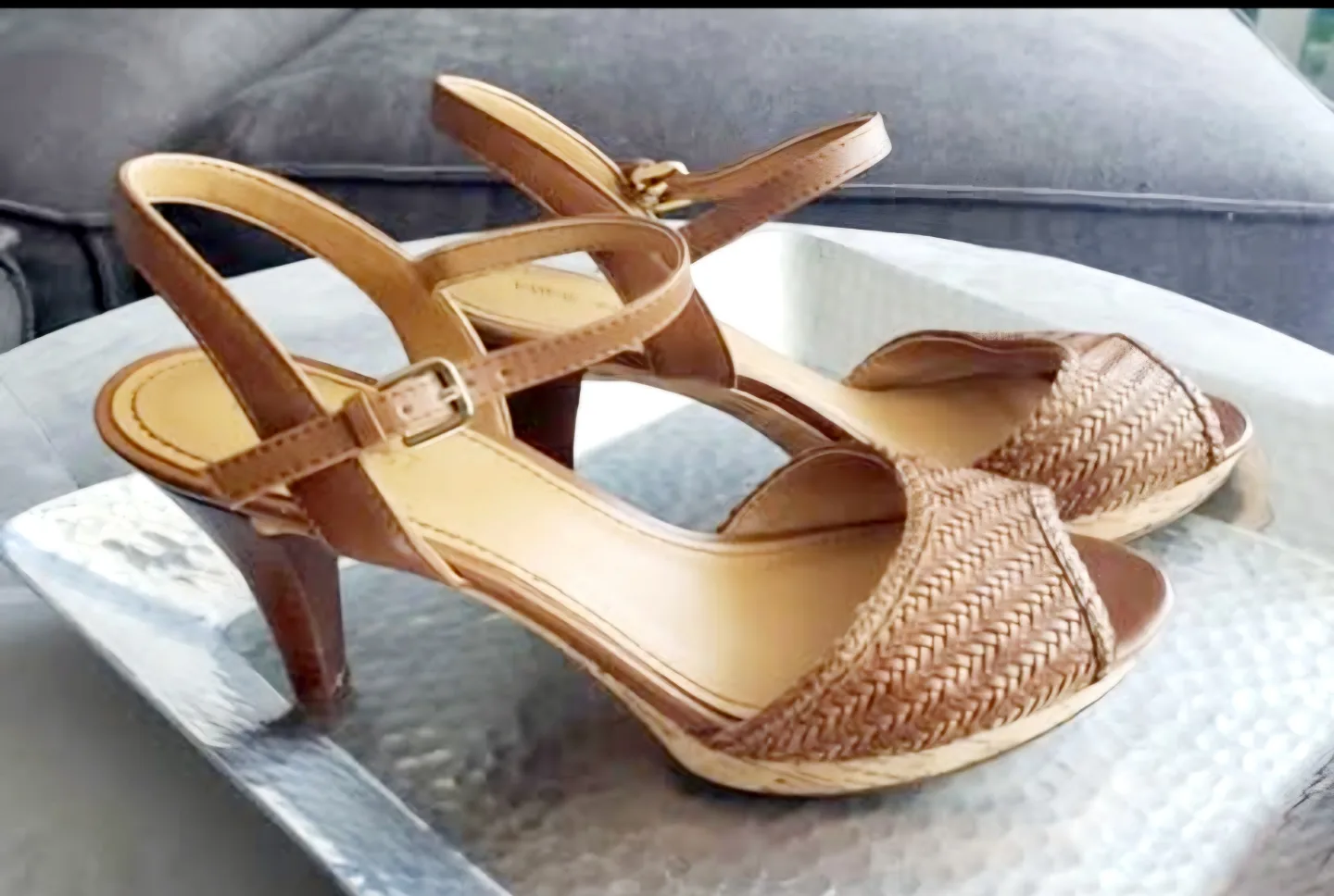 NEW Nine West Brown Woven Peep Toe Heels image indicator(6)