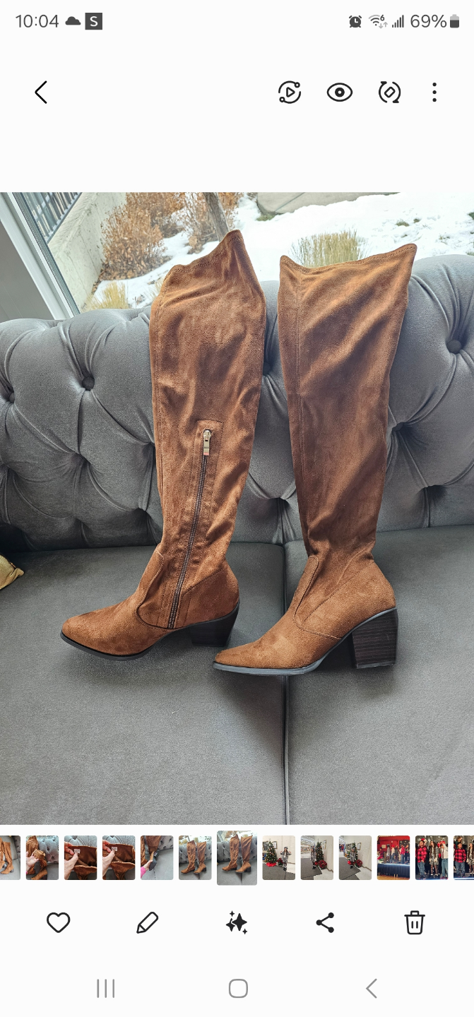 Size 8 women stretch boots