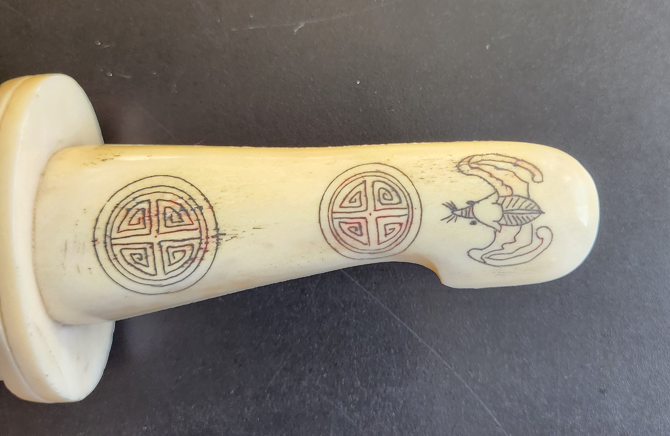 Scrimshaw Dagger with Dragon & Phoenix Designs - photo 4