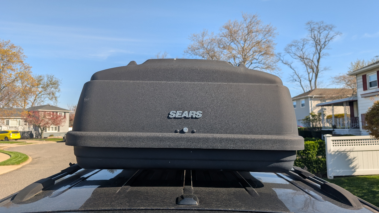 SEARS SPORT 15-CAV Rooftop Cargo Carrier - photo 3