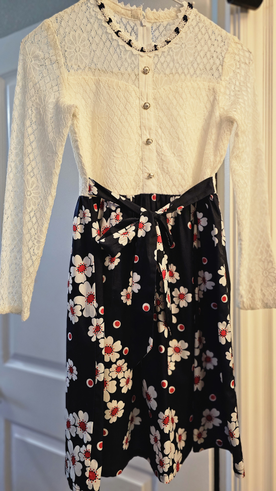 Girls' Floral Dress 8 to 10 years old