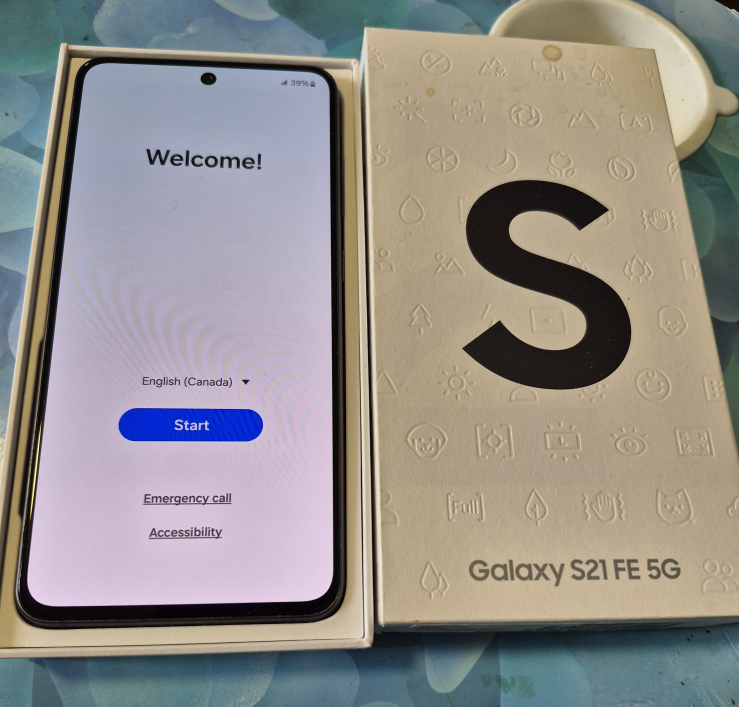 Samsung Galaxy S21 FE 5G - Like New - photo 5