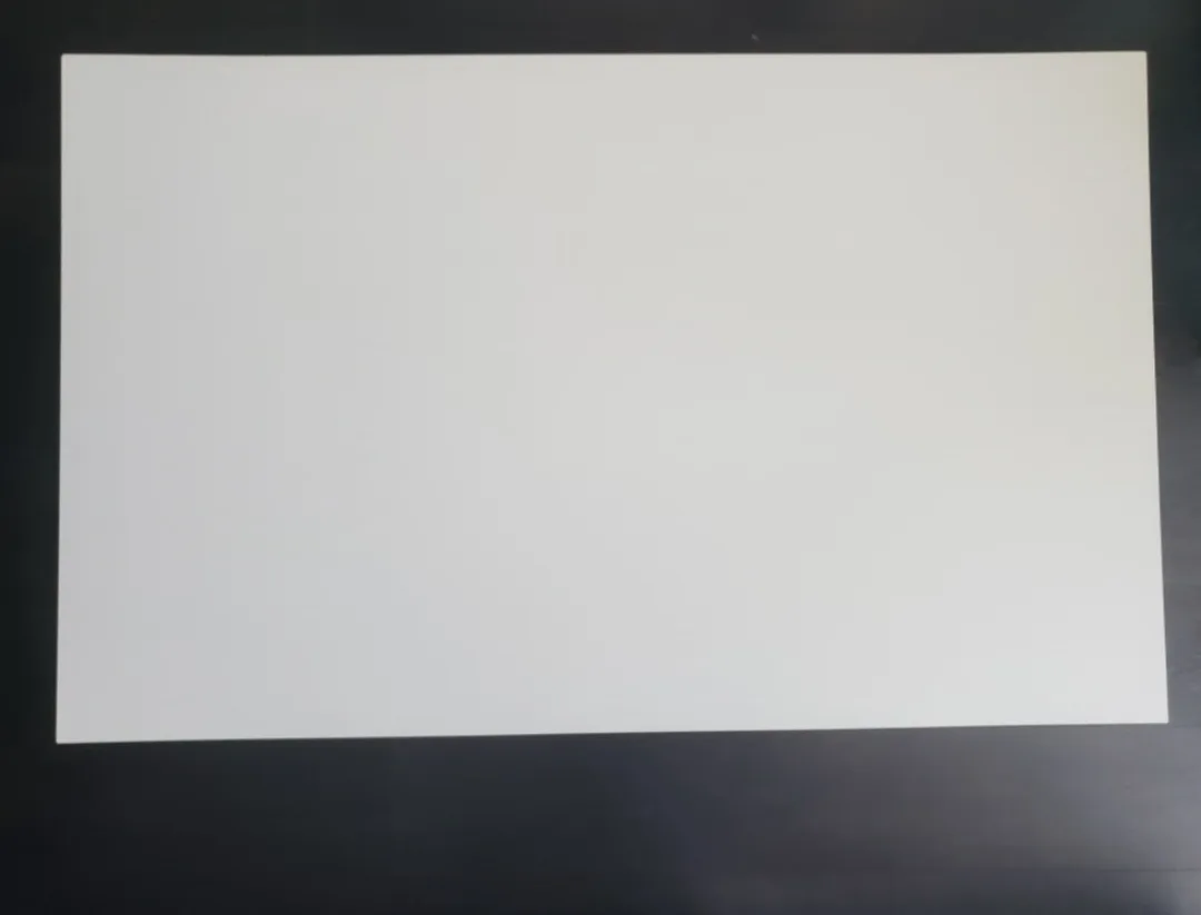 Solid Wooden Table image indicator(3)