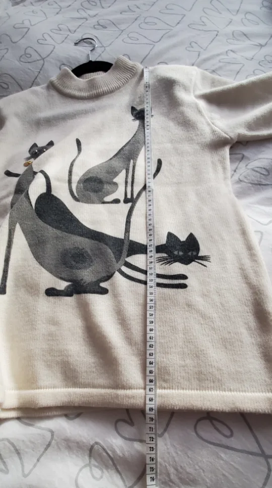 Cat Sweater with Shoulder Pads image indicator(6)