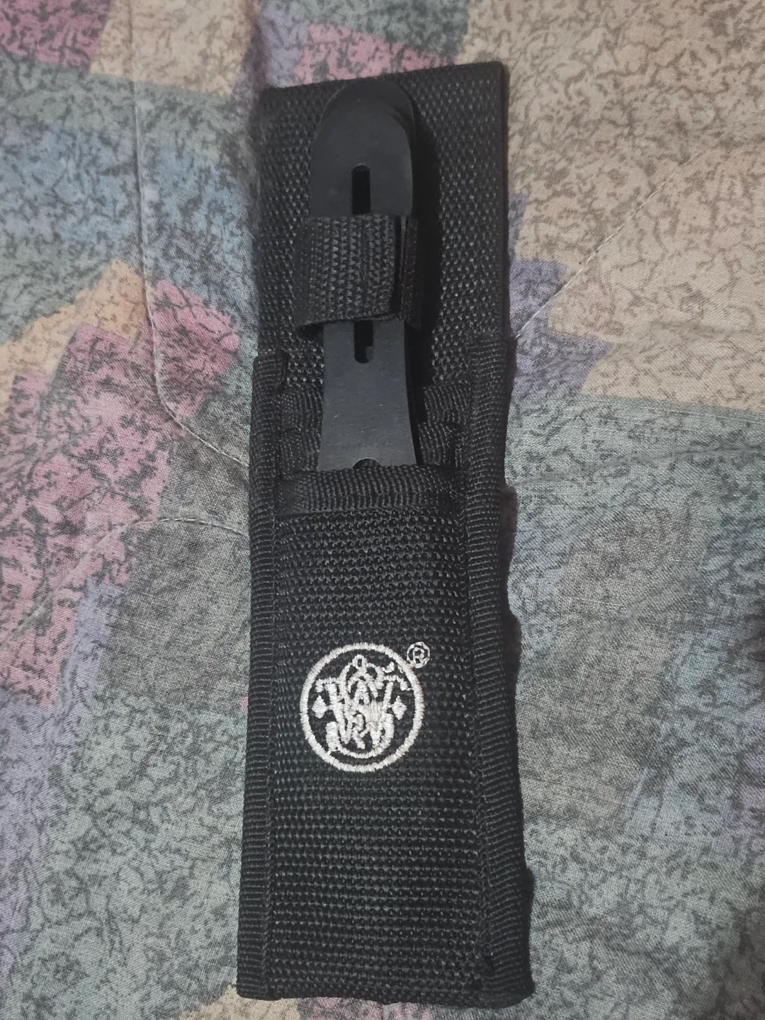 Smith & Wesson Throwing Knives - 3 Pack with Sheath image indicator(3)