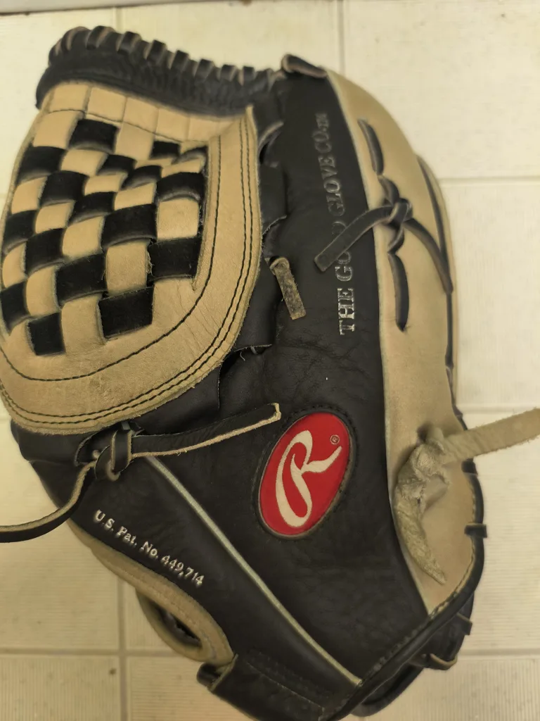 Rawlings Premium Pro Series Softball Glove thumbnail
