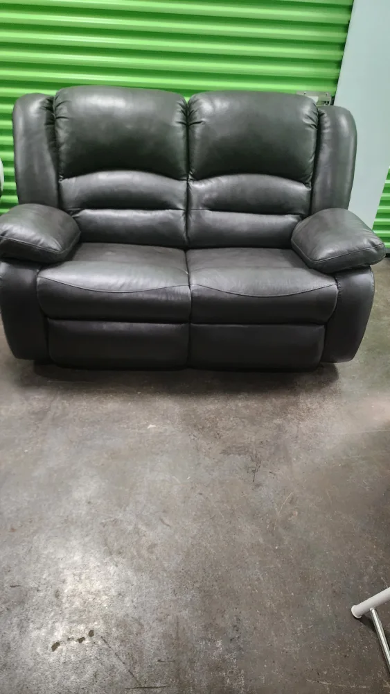 Reclining Leather Sofa and Loveseat Set image indicator(2)