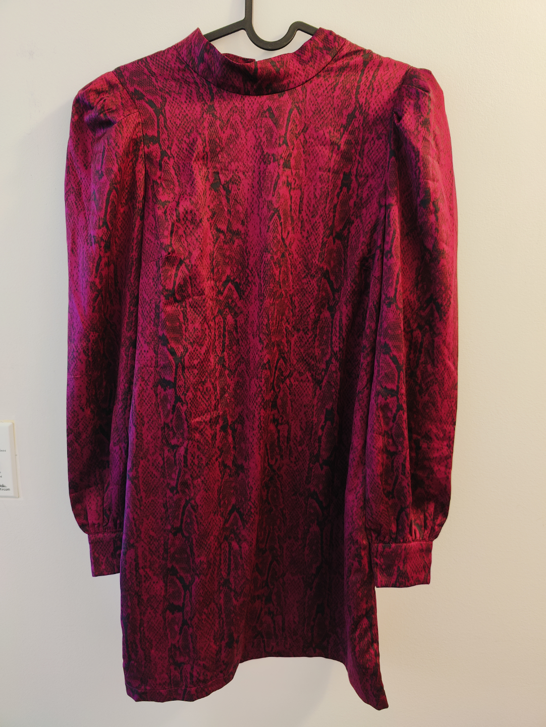 DYNAMITE SATIN DRESS