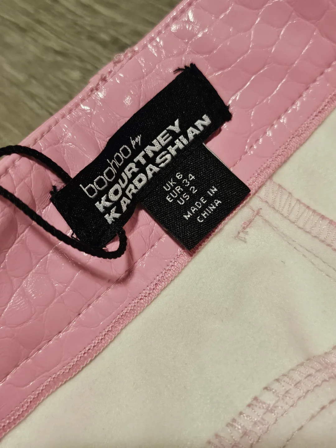 Boohoo Kourtney Kardashian Patent Croc Pants - Size 2 - Pink image indicator(7)