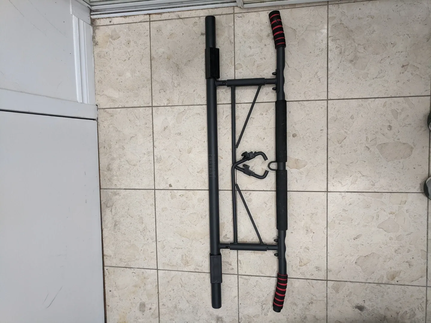 Doorway Pull-Up Bar image indicator(4)