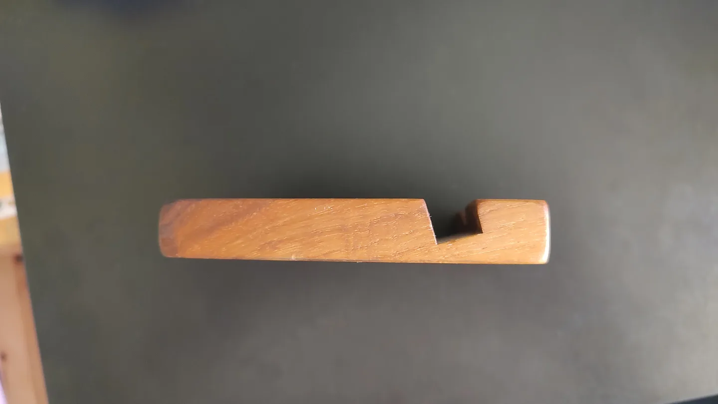 Phone stand thumbnail