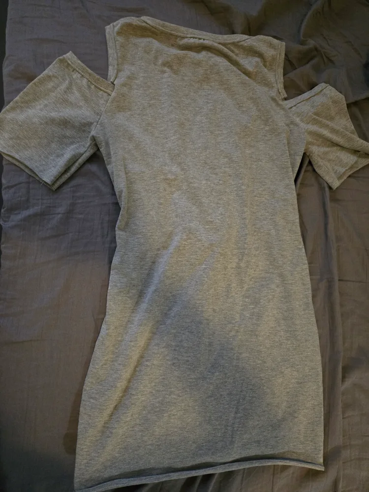 Edgy cold shoulder corset lace up t-shirt dress image indicator(2)