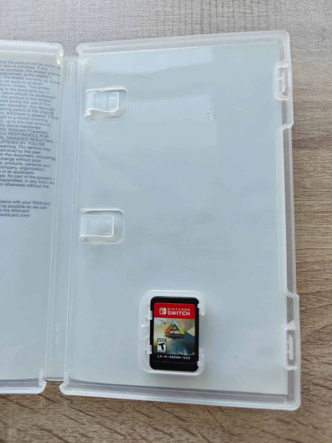 ARK: Survival Evolved Nintendo Switch Game image indicator(4)