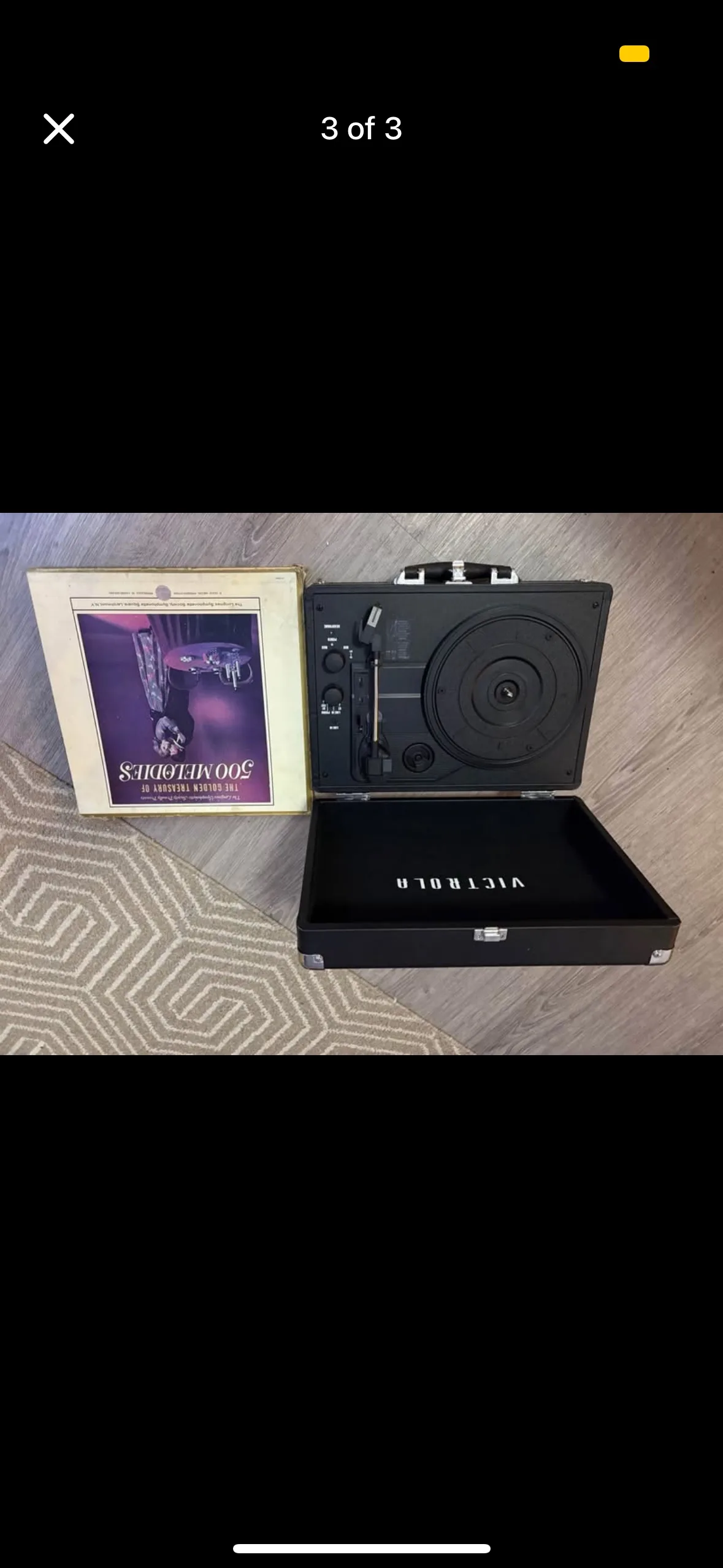 Victrola record player + 12 records image indicator(3)