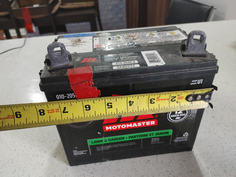 12 Volt lead acid battery - photo 3