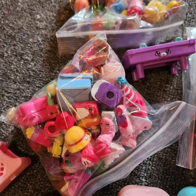 Huge Shopkins Lot! Toys and Accessories image indicator(4)