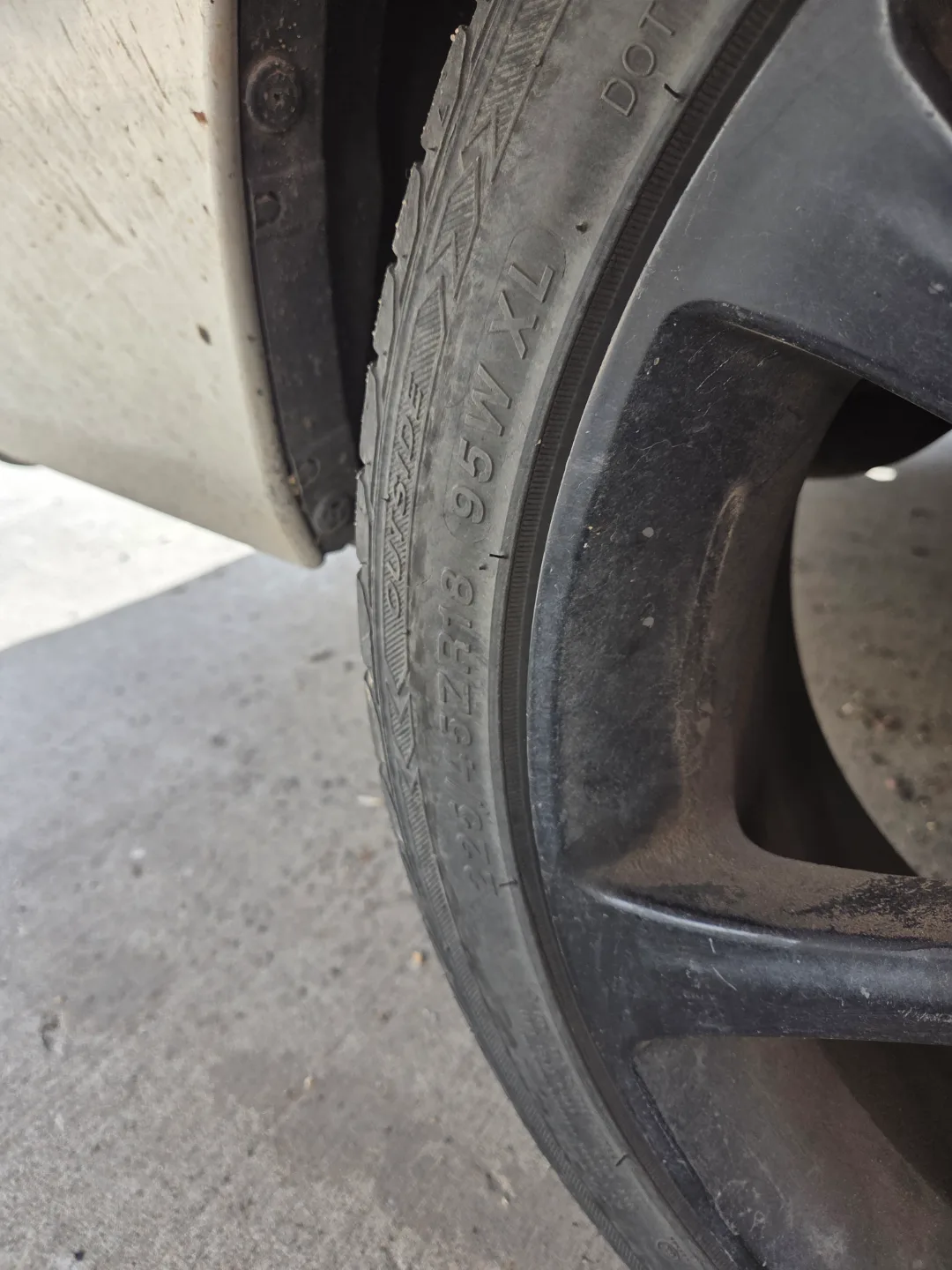 wanted 18" rim( the one pictured) image indicator(2)