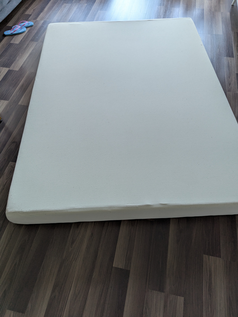 Queen mattress memory foam 6 inches