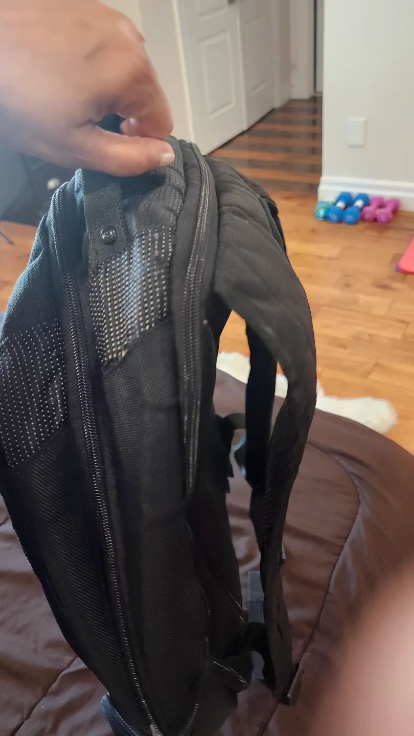 Alcatel OneTouch Branded LAPTOP Backpack by OGIO image indicator(2)