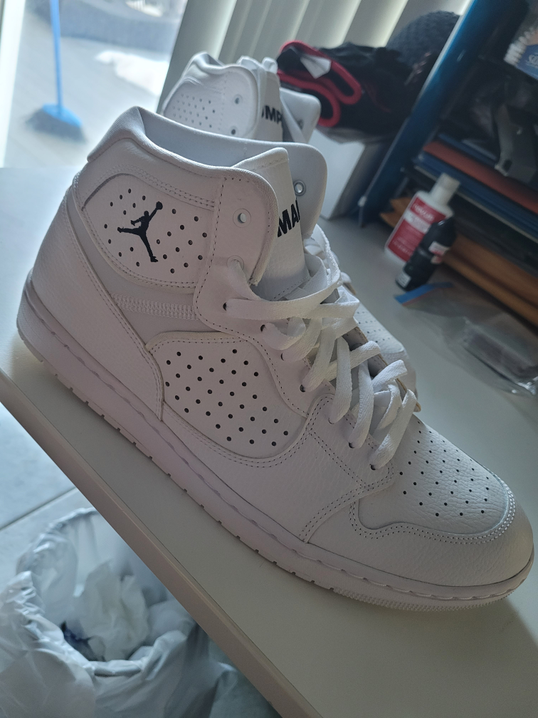 Jordan Jumpman Mid Sneakers - White - Size US 12