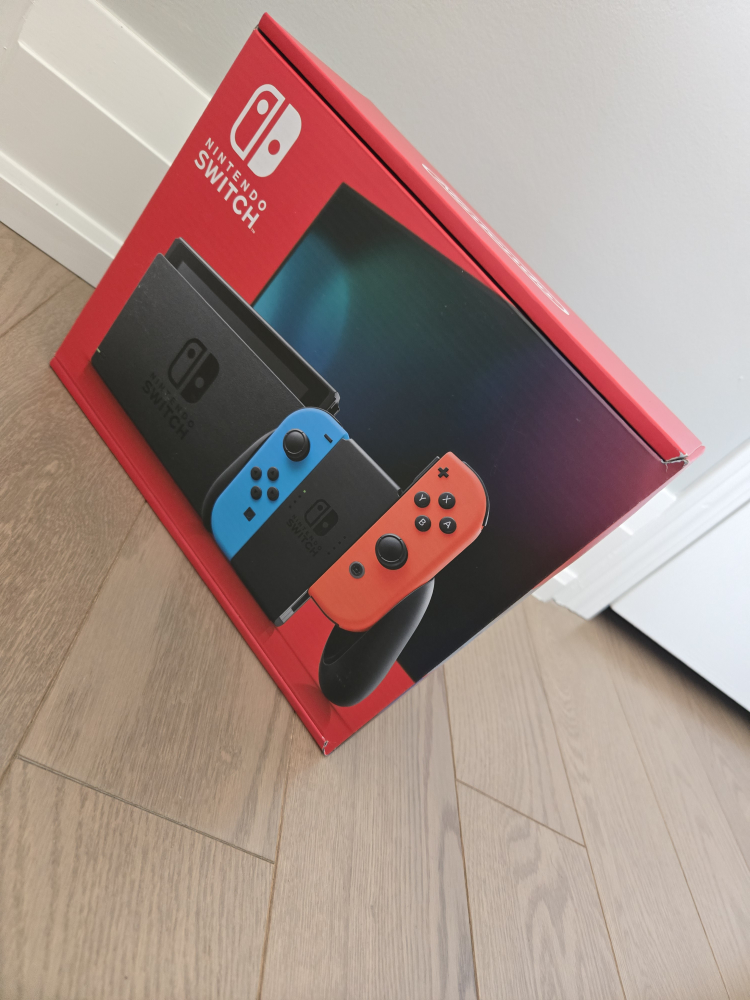 new Nintendo Switch Neon Blue&Red 💚 Joy-Con Console - New in Box