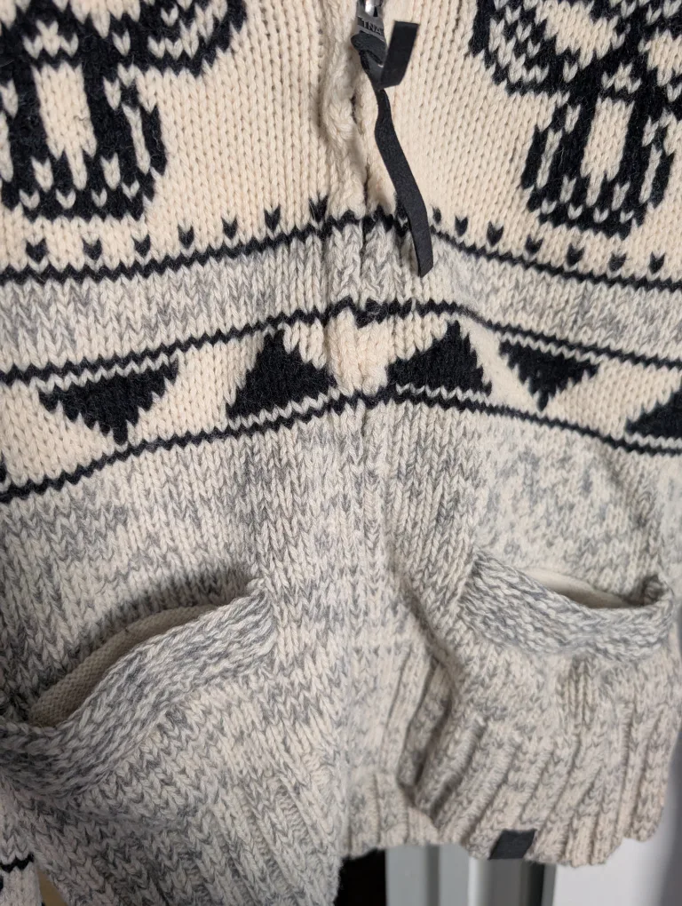 TNA - 100% Lambwool sweater image indicator(4)