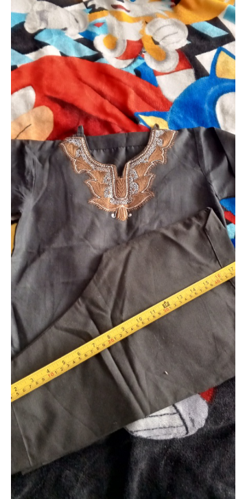 Kids' Black Shalwar Kameez Set with Embroidered Detail