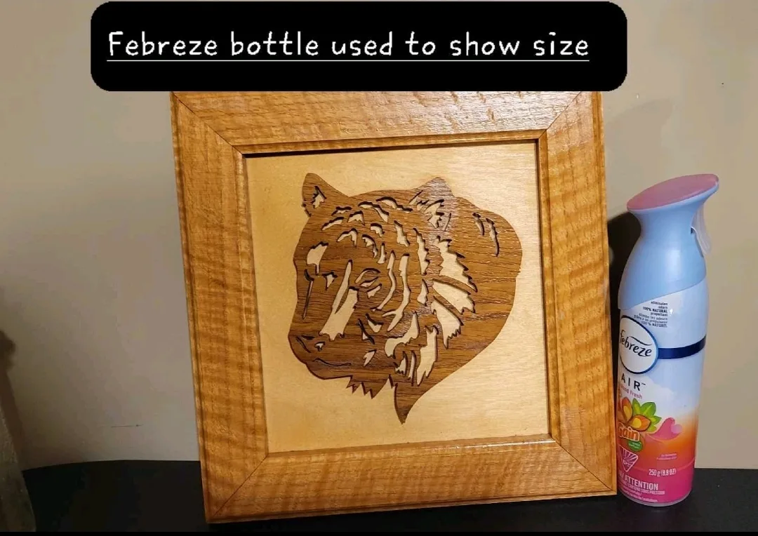 💚Intricate Tiger Head Wood Carving image indicator(3)