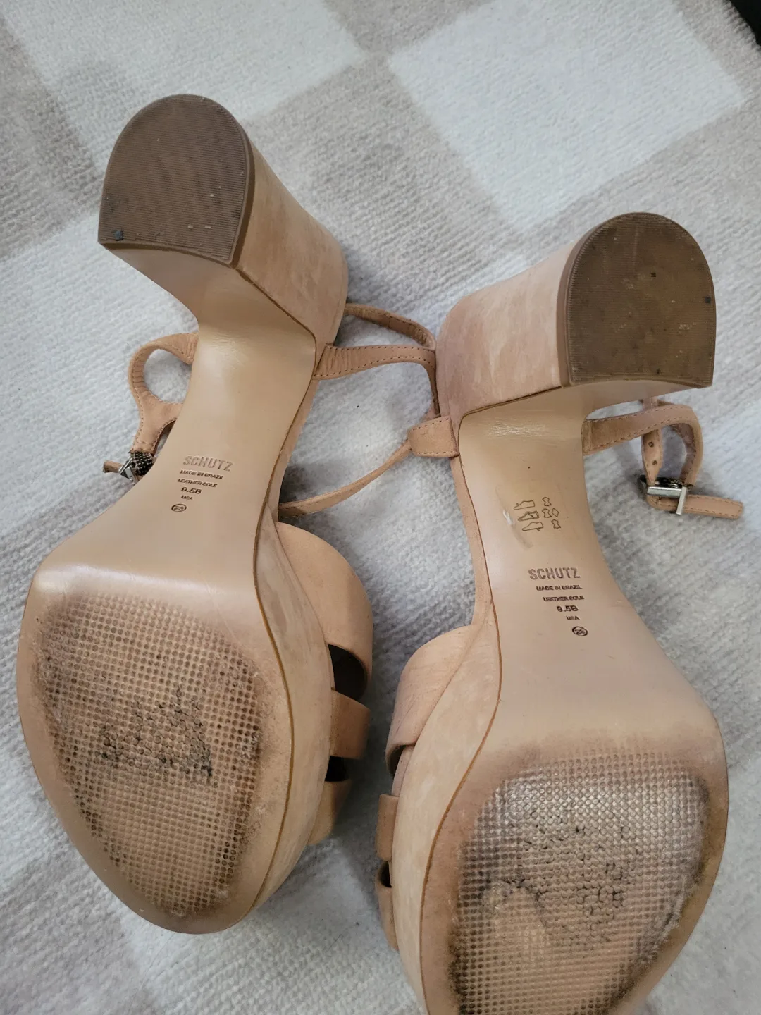 Schutz Platform Heels image indicator(3)