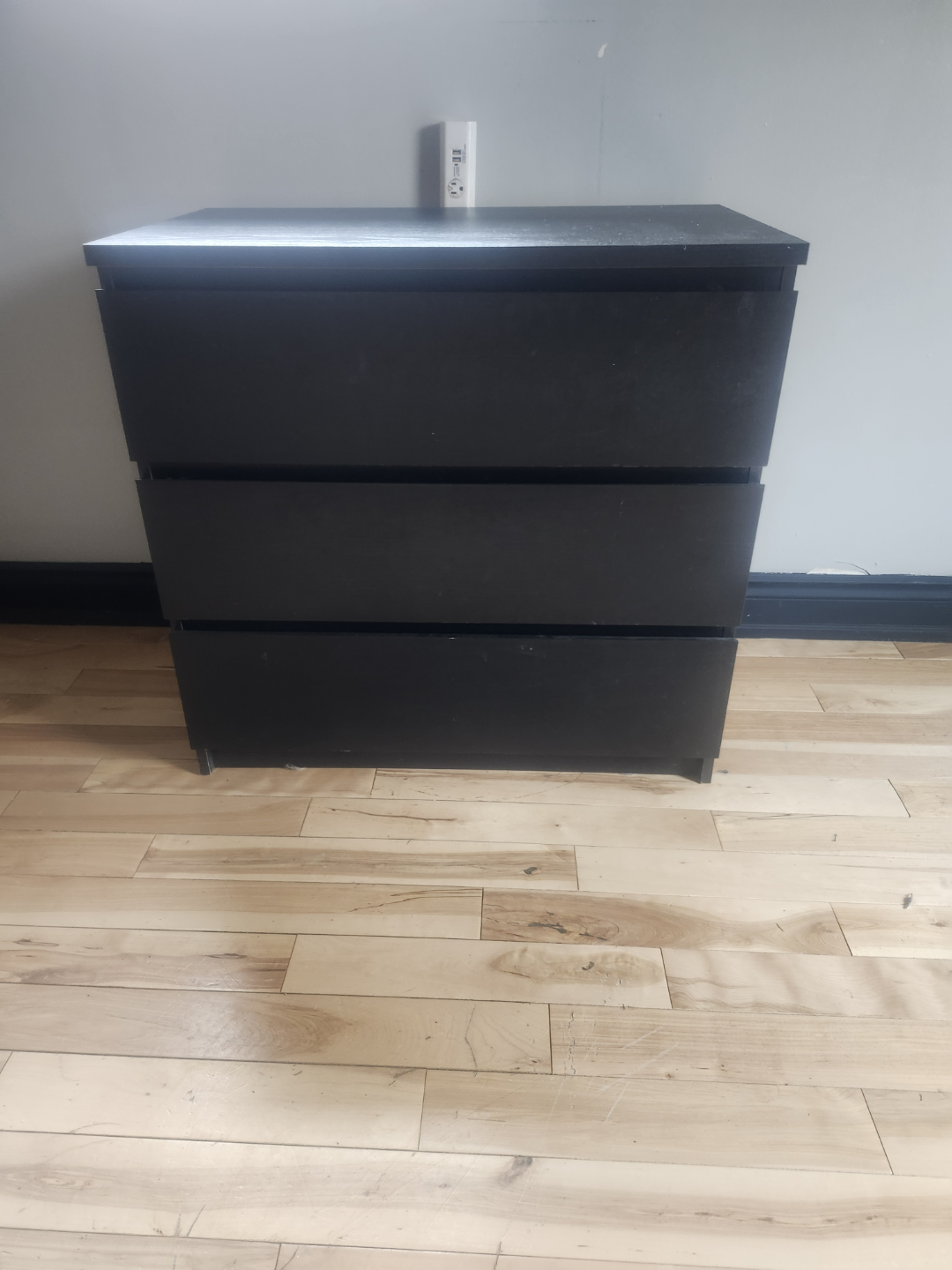 Black 3-Drawer Chest