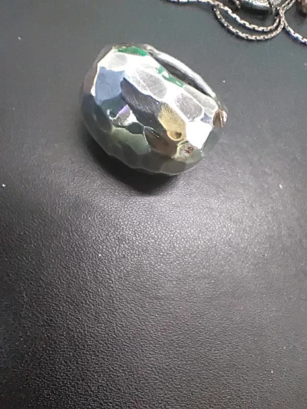 Sterling Silver Polished Domed Hammered Ring Size 9 image indicator(2)