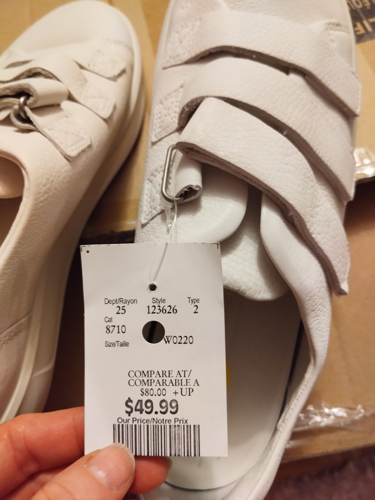 Ecco Women's White Leather Sneakers Size 6 - photo 2