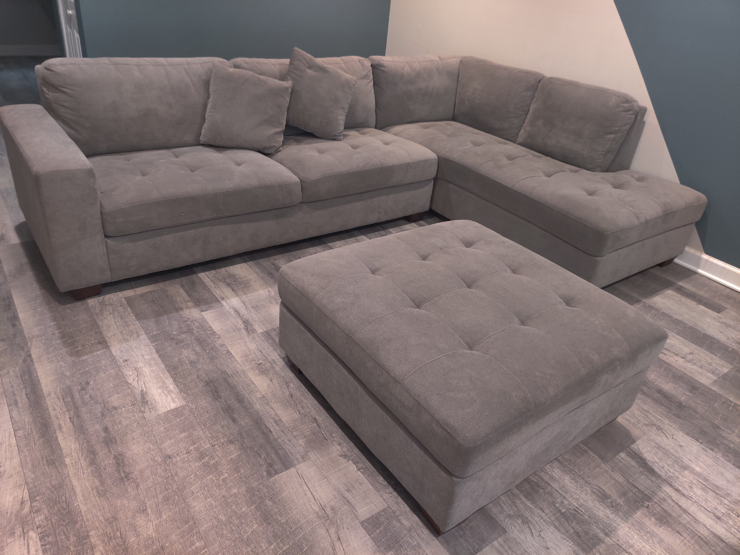 Gray Sectional Sofa with Ottoman