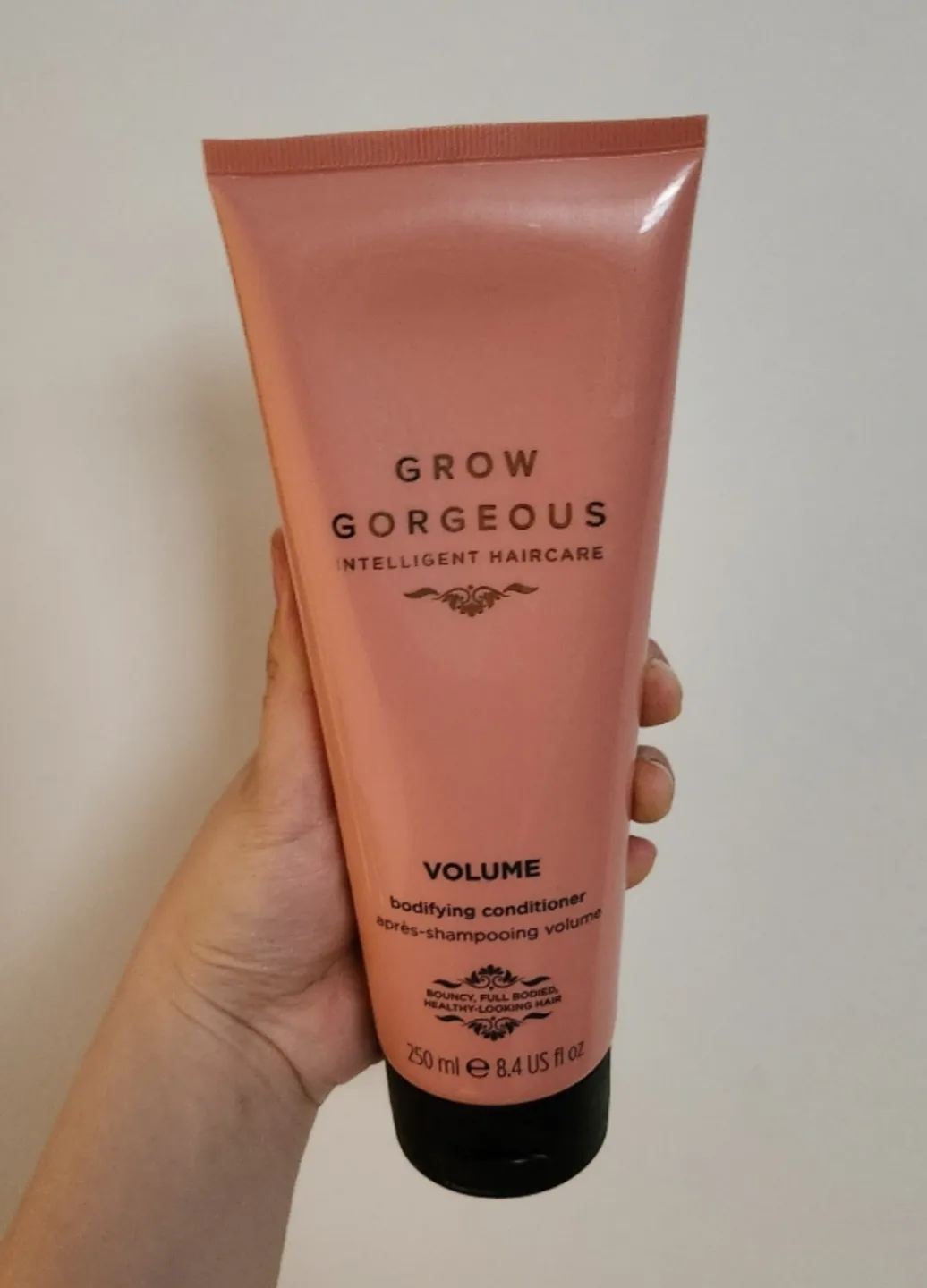 Grow Gorgeous Volume Bodifying Conditioner image indicator(6)